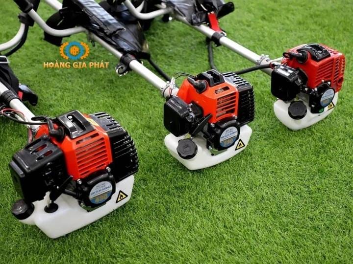 Máy cắt cỏ thảm