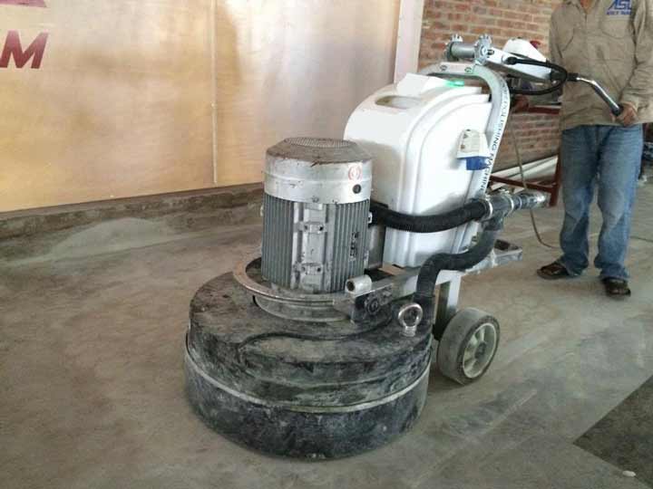 Máy mài sàn bê tông cũ có giá thành không quá cao
