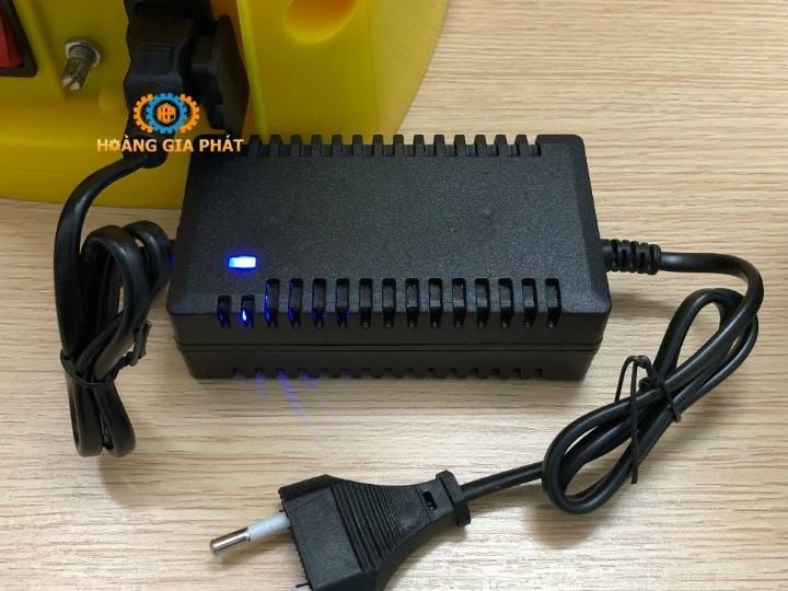 Phụ kiện bình xịt điện