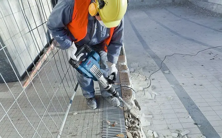 Máy đục bê tông tại Sơn La