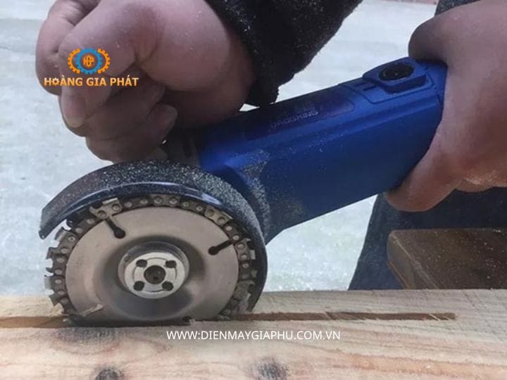 Lưu ý khi dùng để tránh làm kẹt lưỡi