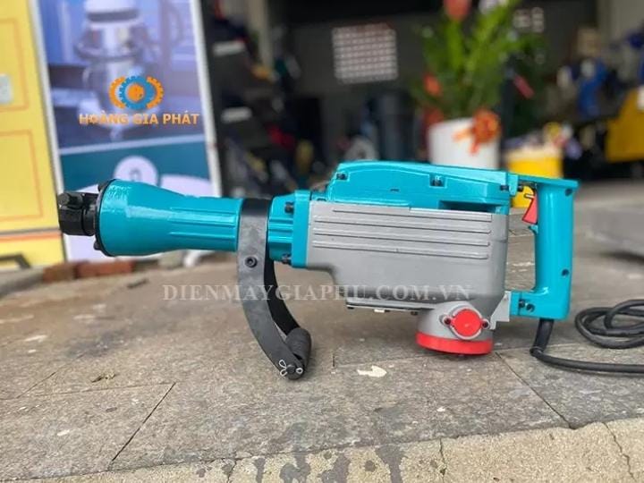 Máy đục bê tông tại Quảng Ngãi