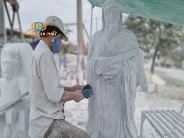 Cách đánh bóng đá mỹ nghệ