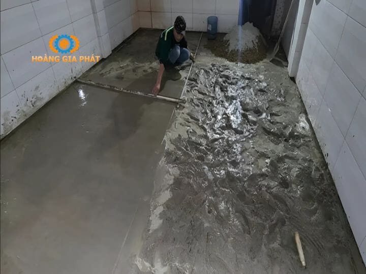 Tiến hành với kỹ thuật cán nền xi măng đúng chuẩn