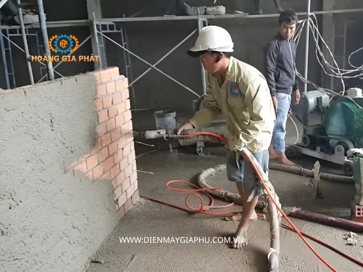 Xử lý bê tông bị rỗ bằng máy phun bê tông