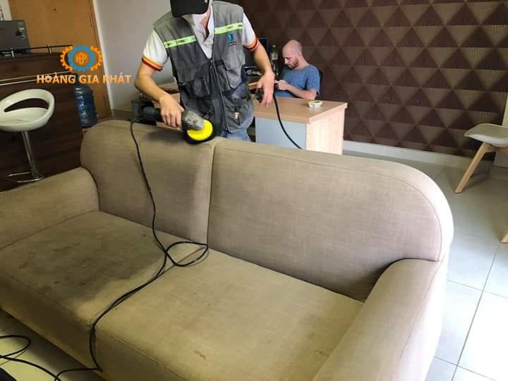 Lựa chọn máy giặt có chất liệu bền bỉ 