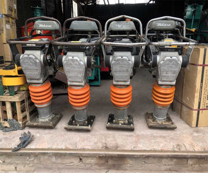 Máy đầm cóc chuyên đầm nền nhà