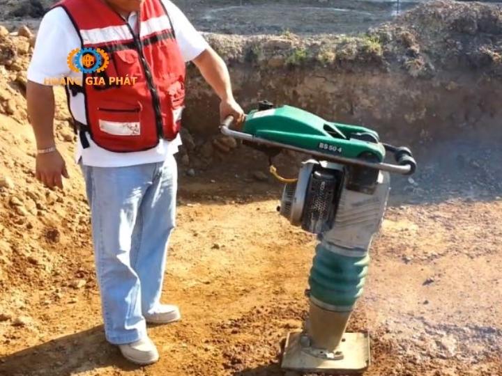Máy đầm cóc tại Bình Định