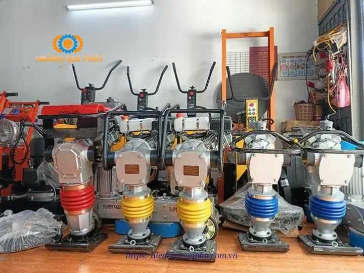 Máy xây dựng Hoàng Gia Phát