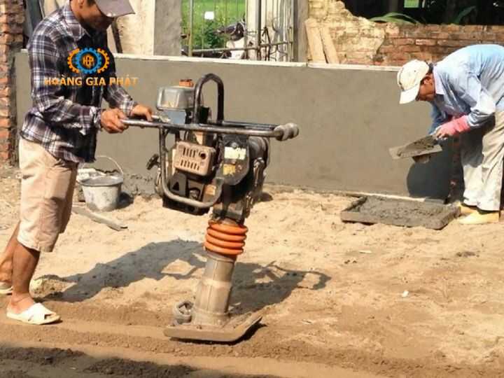 Máy đầm cóc đầm nền nhà