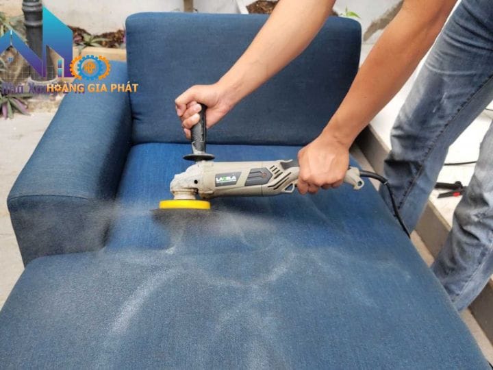 Lưu ý đến trọng lượng khi mua máy giặt ghế sofa giá rẻ tại Hà Tĩnh