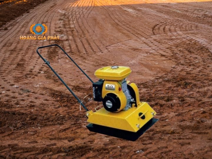 Máy đầm bàn Robin EX17