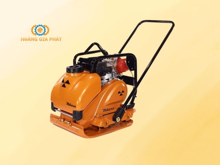 Máy đầm bàn chạy điện nổi bật với khả năng vận hành êm ái, tiêu thụ ít điện năng