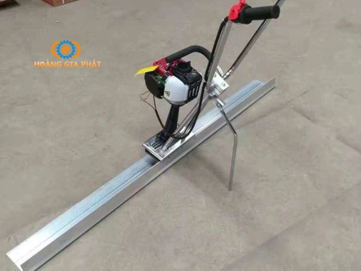 Máy đầm thước chuyên dùng để nén và làm phẳng bề mặt 