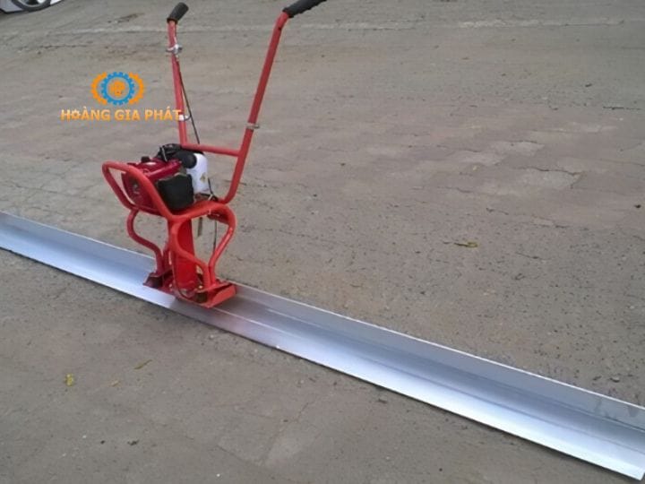 Máy đầm thước Mitsubishi