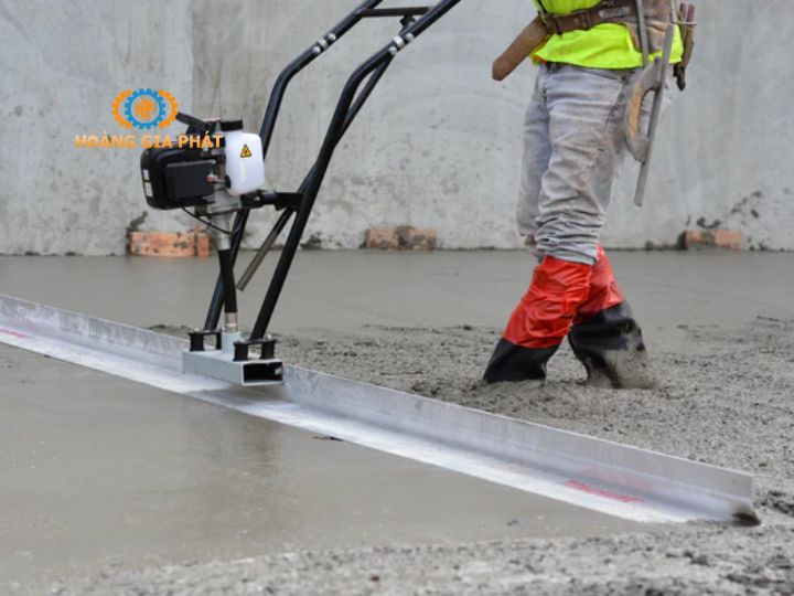 Máy đầm thước chạy điện chính là đảm bảo được an toàn cho người dùng