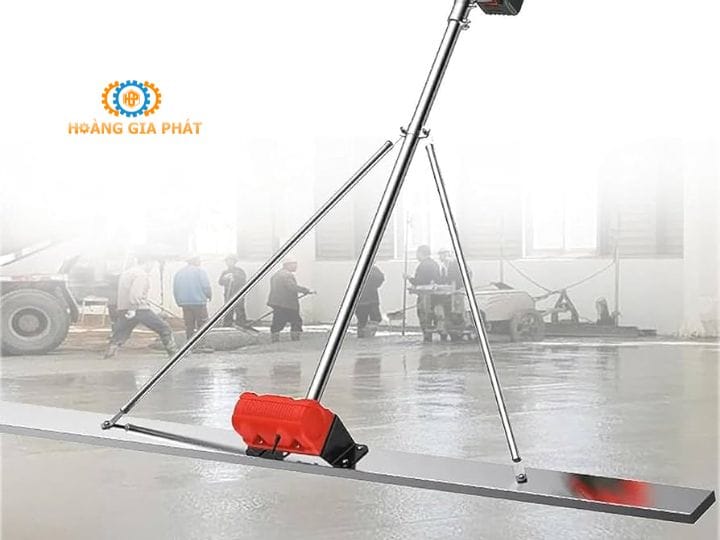 Máy đầm thước chạy pin hoạt động dựa nguồn năng lượng có trong viên pin được tích hợp