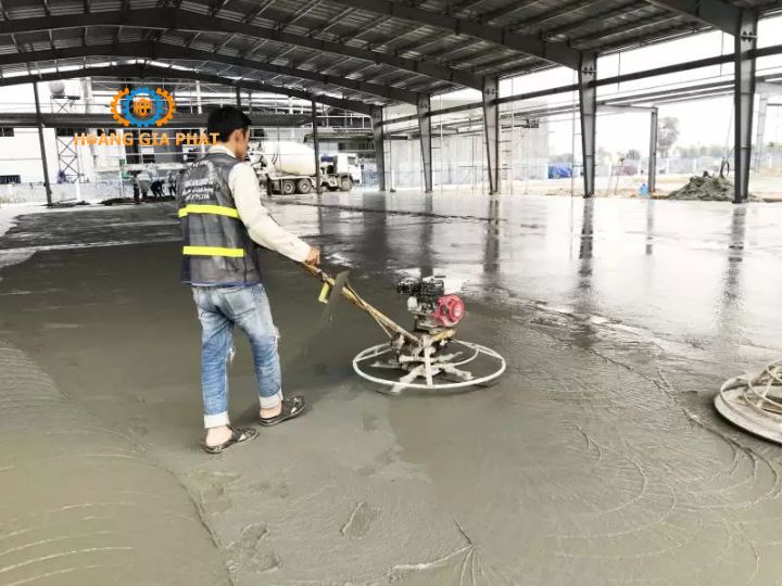 Cơ chế vận hành máy xoa nền bê tông