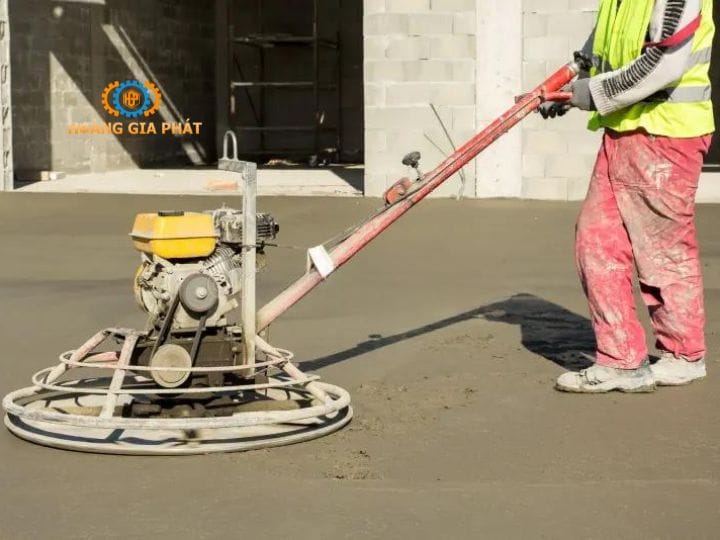 Sử dụng máy xoa bê tông đúng cách 