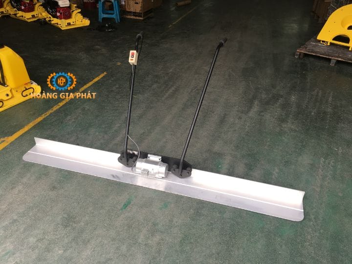 Hướng dẫn kiểm tra và chọn mua máy đầm thước chạy điện