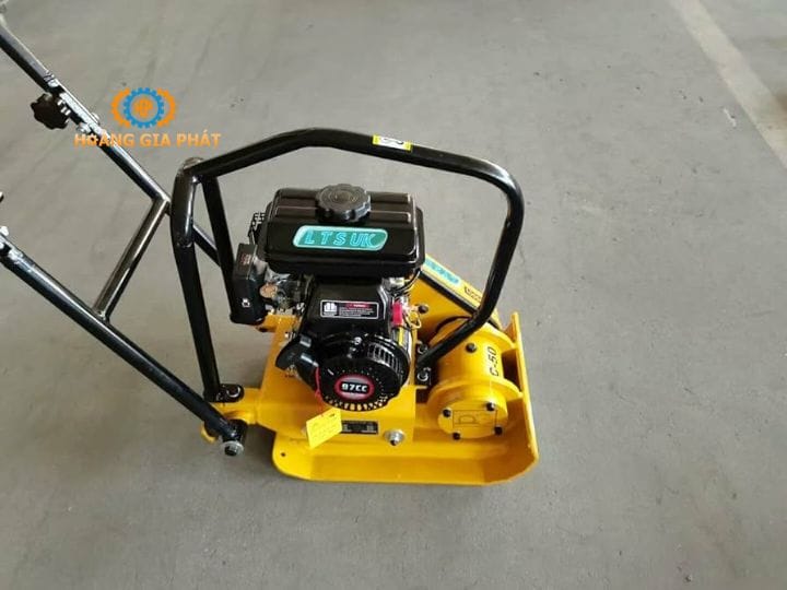 Bí quyết mua máy đầm bàn tiết kiệm chi phí