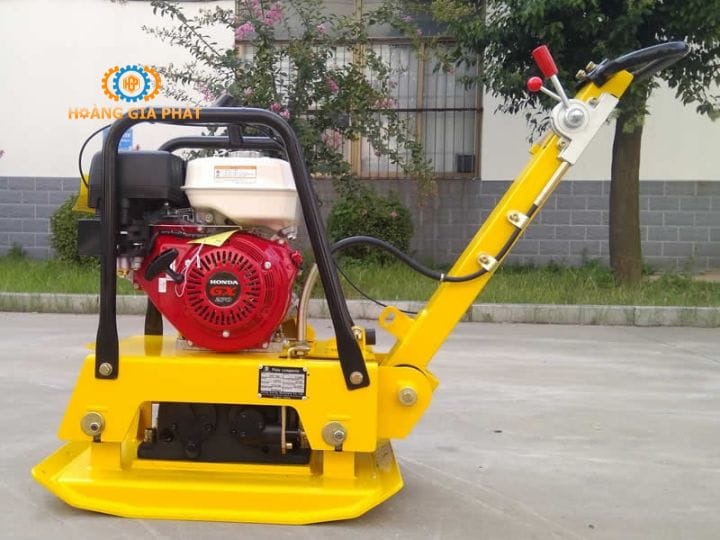 Cách dùng máy đầm bàn hiệu quả 