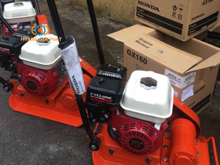 Máy đầm bàn Honda