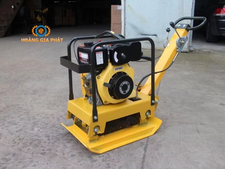 Máy đầm bàn thủy lực