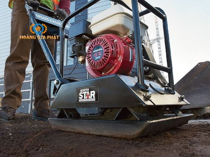 Lợi ích khi mua máy đầm bàn từ nhà cung cấp chất lượng