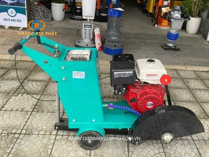 Máy cắt bê tông đường Q500A