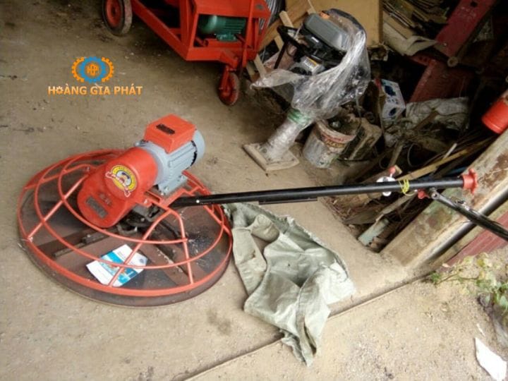 Máy xoa nền chạy điện: