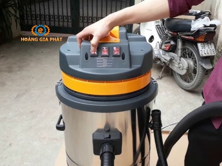 Sử dụng máy theo hợp đồng 